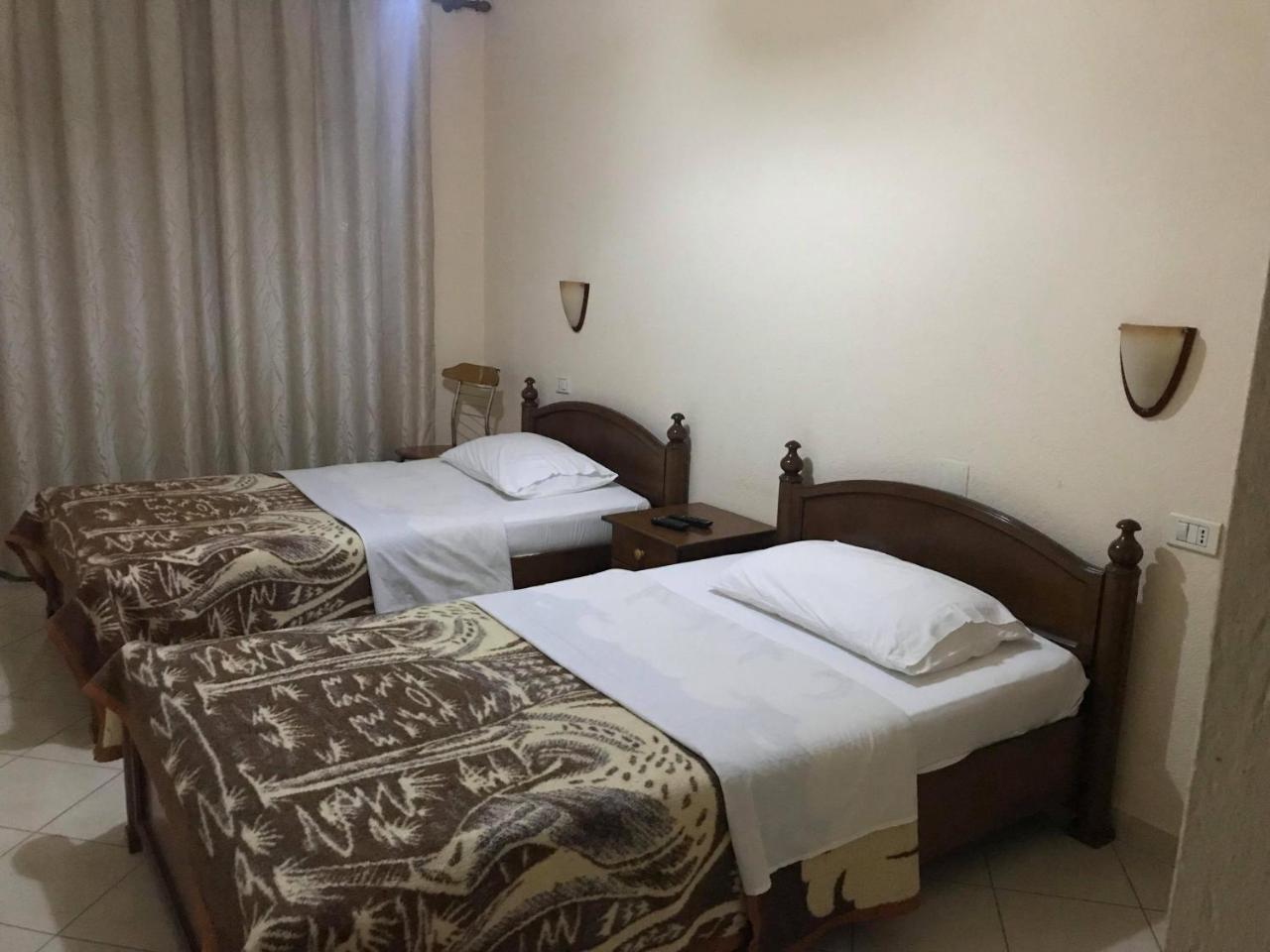 Hotel Belvedere Pogradec Buitenkant foto