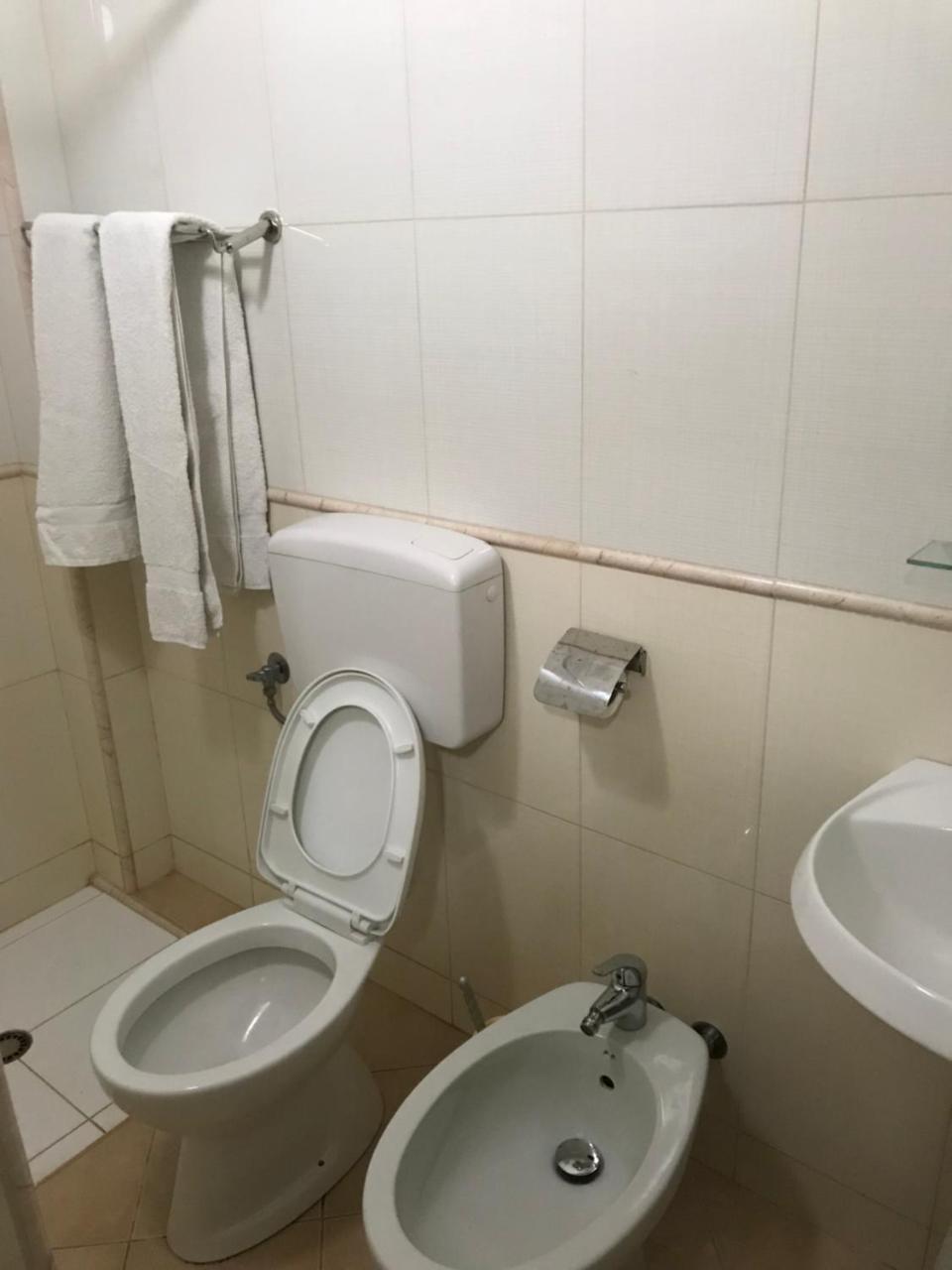 Hotel Belvedere Pogradec Buitenkant foto