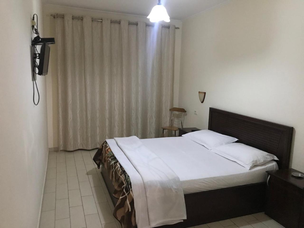 Hotel Belvedere Pogradec Buitenkant foto