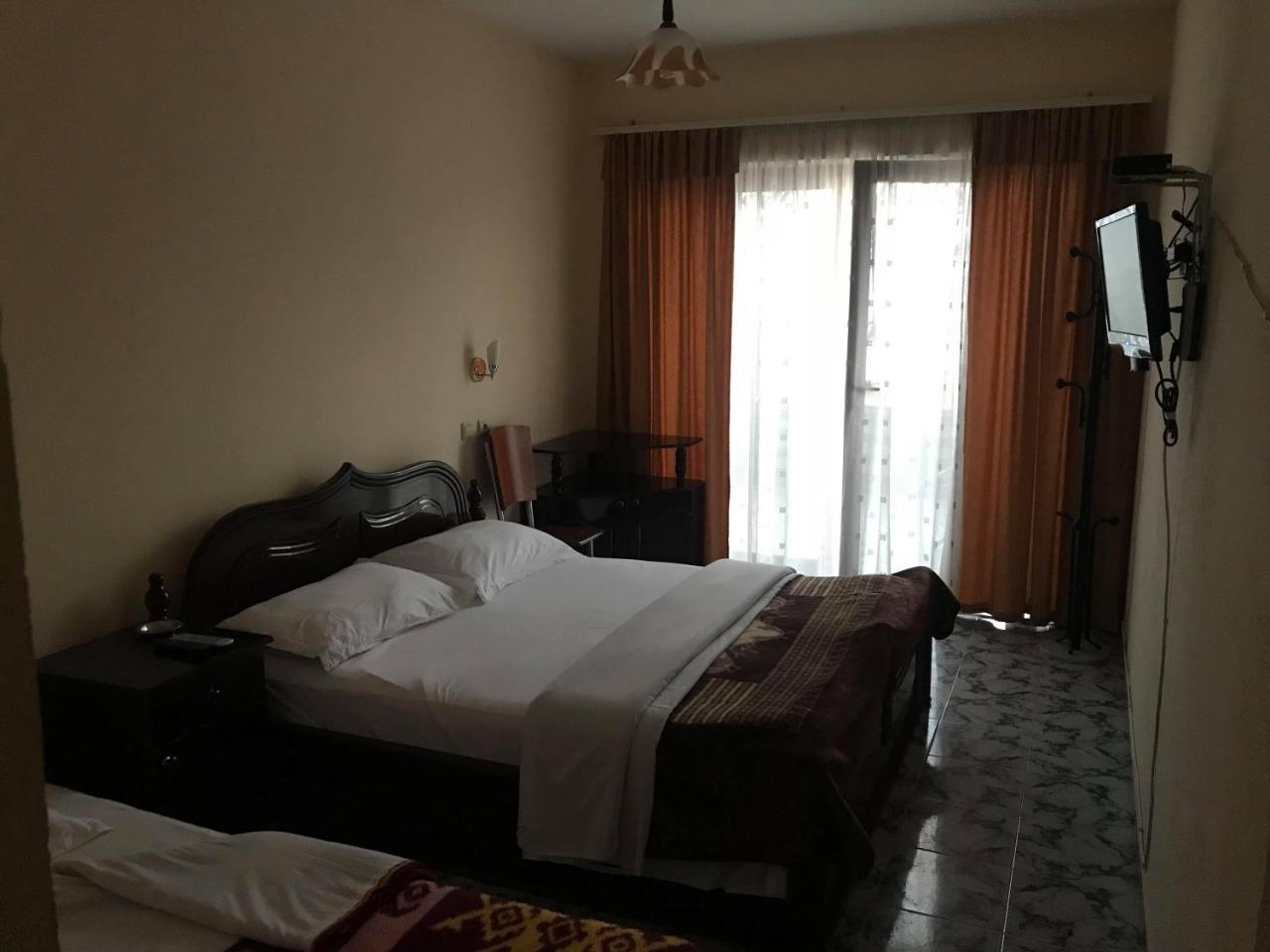 Hotel Belvedere Pogradec Buitenkant foto